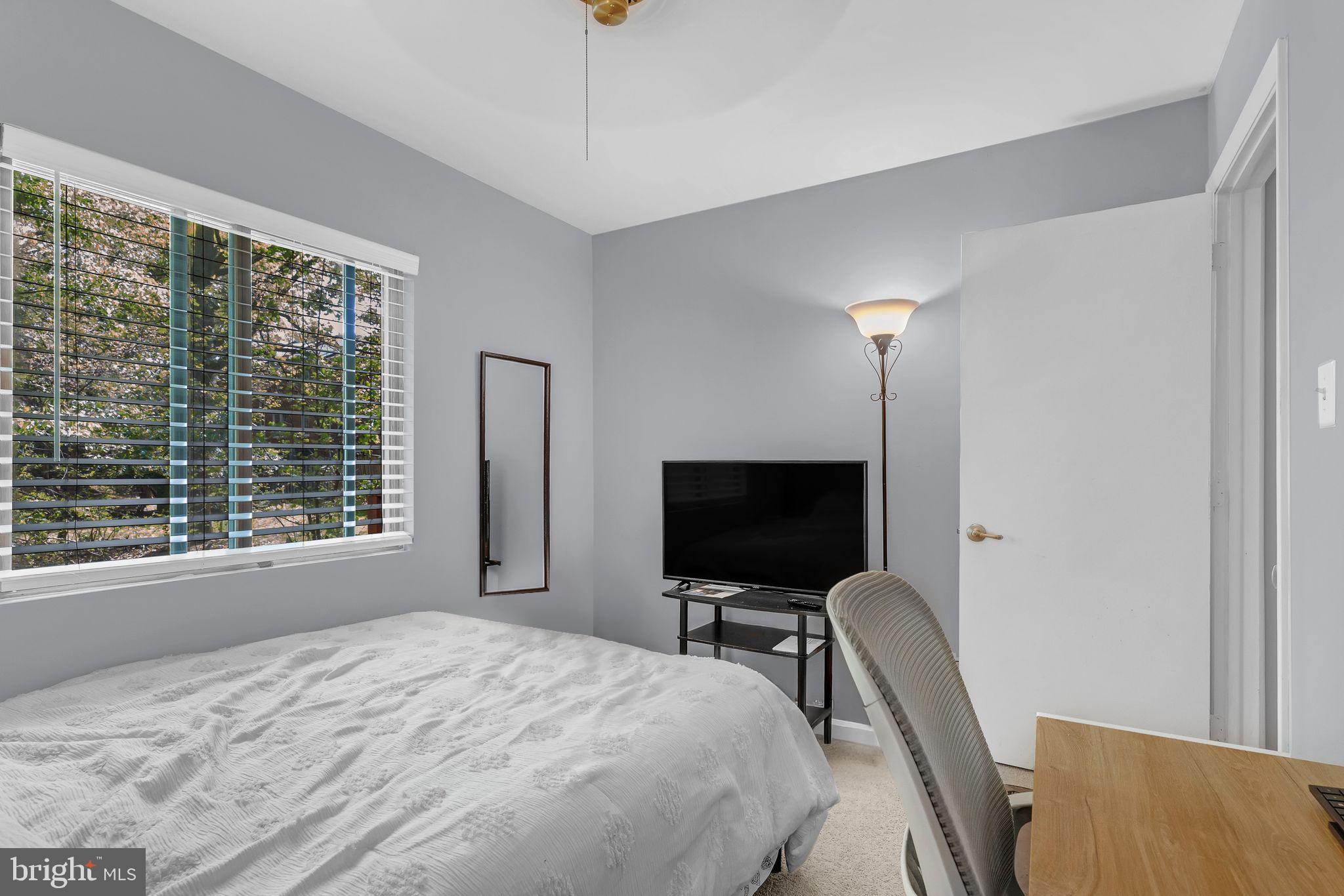 2310 Glade Bank Way Reston, VA 20191 - Photo 15 of 32 Gallery Image 15
