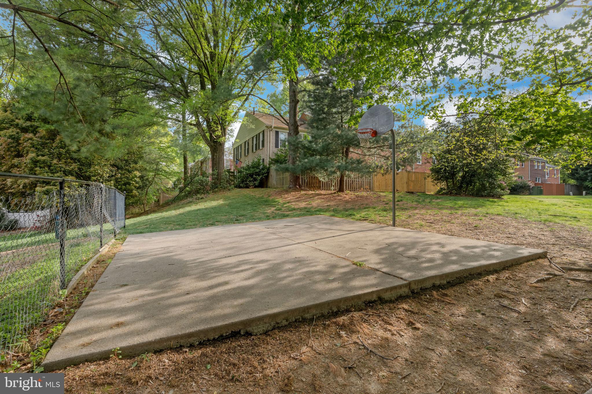 2310 Glade Bank Way Reston, VA 20191 - Photo 25 of 32 Gallery Image 25
