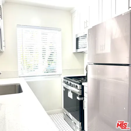 $2,495 | 1860 North Alexandria Avenue, Unit 1872, Los Angeles, CA 90027