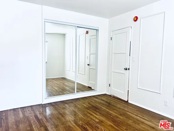 $2,495 | 1860 North Alexandria Avenue, Unit 1872, Los Angeles, CA 90027