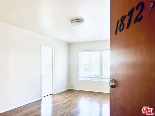 $2,495 | 1860 North Alexandria Avenue, Unit 1872, Los Angeles, CA 90027