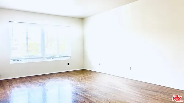 $2,495 | 1860 North Alexandria Avenue, Unit 1872, Los Angeles, CA 90027