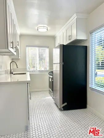 $2,495 | 1860 North Alexandria Avenue, Unit 1872, Los Angeles, CA 90027