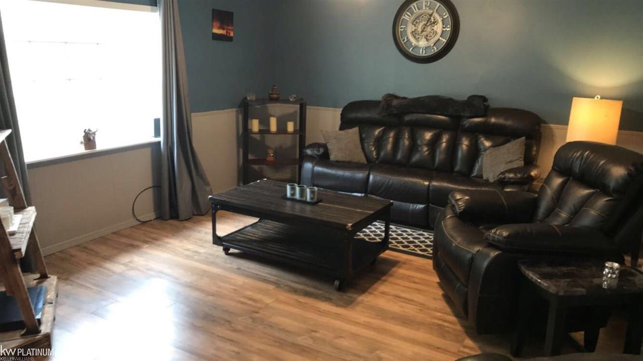 7020 Galbraith Line Road Lexington, MI 48450 - Photo 5 of 33 50016042-4.JPG