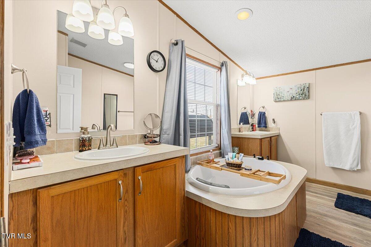 125 Astor Bowers Road Greeneville, TN 37743 - Photo 13 of 47 13-128A4582