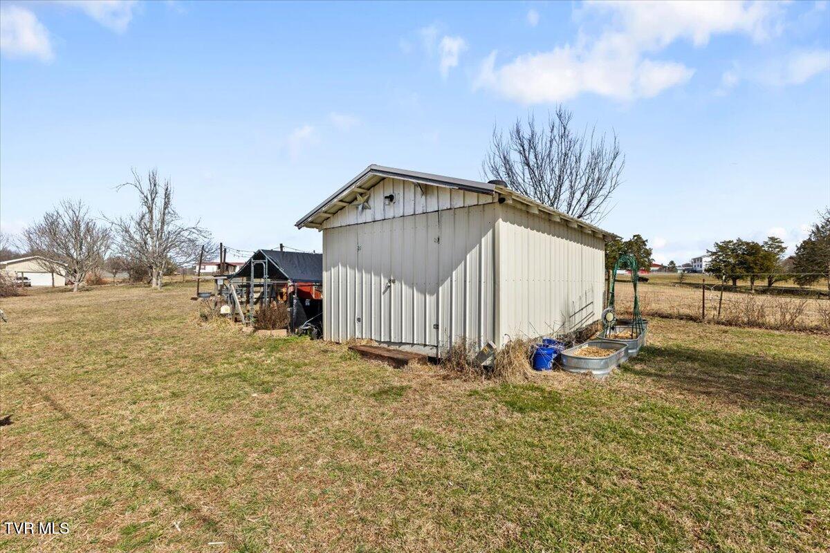 125 Astor Bowers Road Greeneville, TN 37743 - Photo 36 of 47 36-128A4672