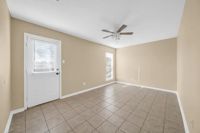 $1,395 | 8857 East Buffalo Circle, Willis, TX 77378