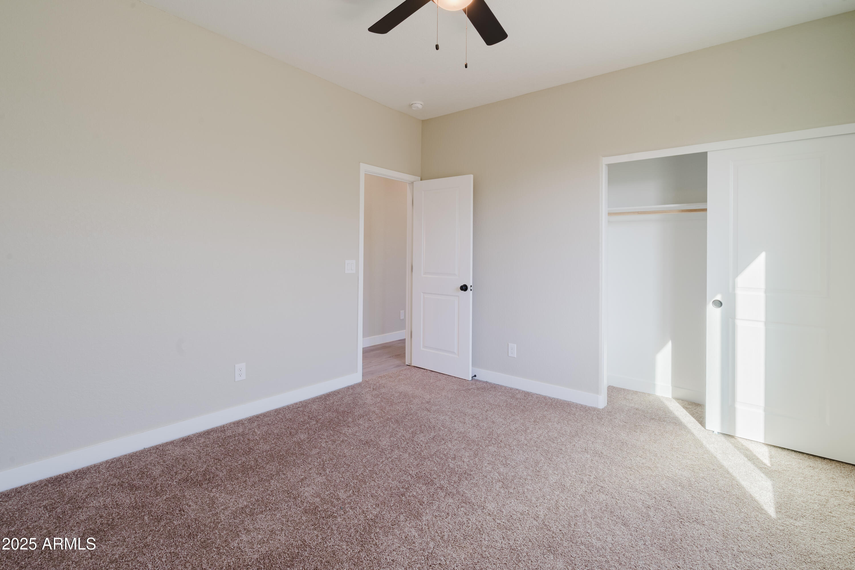 14951 South Capistrano Road Arizona City, AZ 85123 - Photo 12 of 27 a view of an empty room