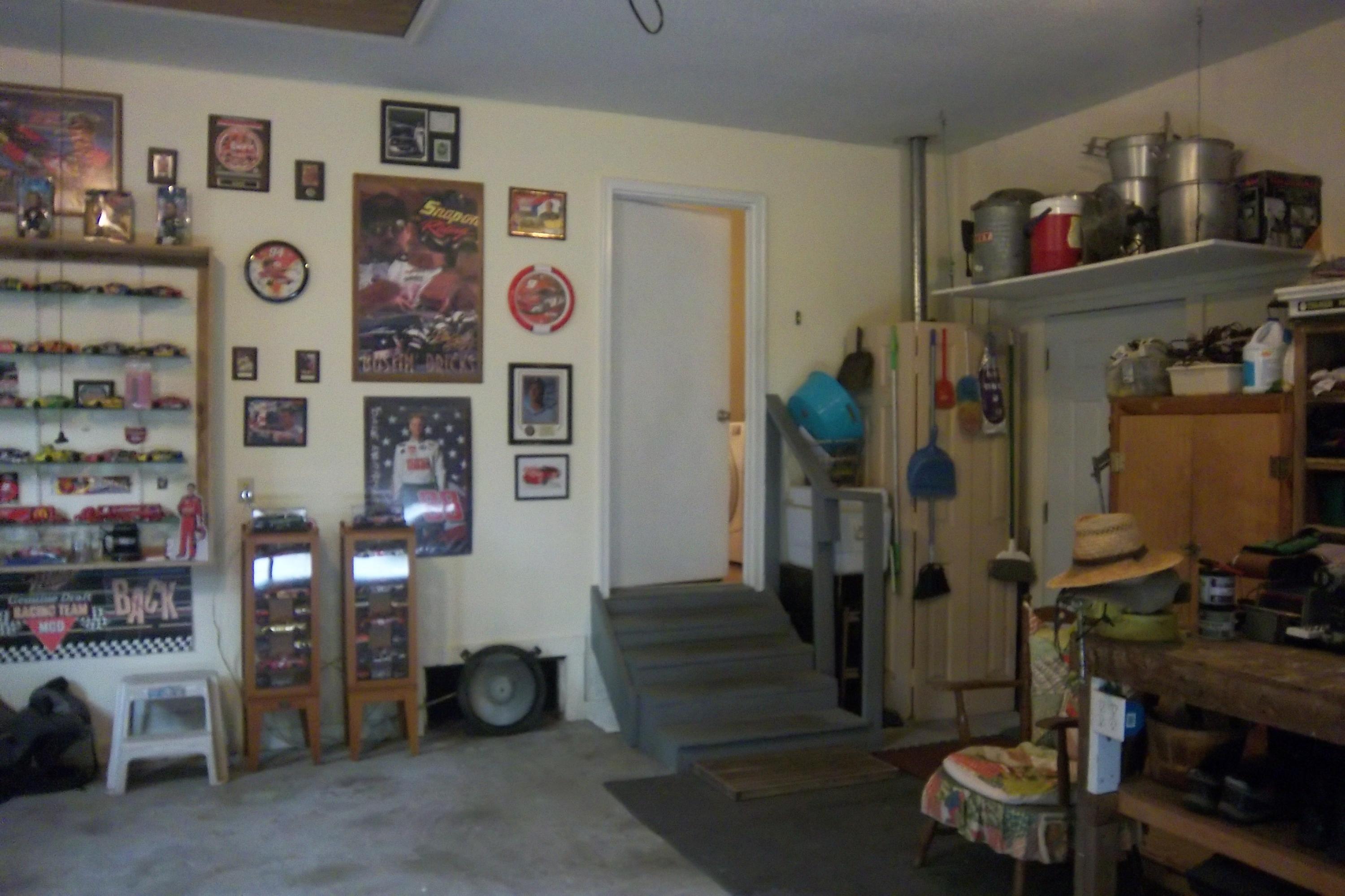 764 Dandridge Road Walterboro, SC 29488 - Photo 15 of 34 Garage