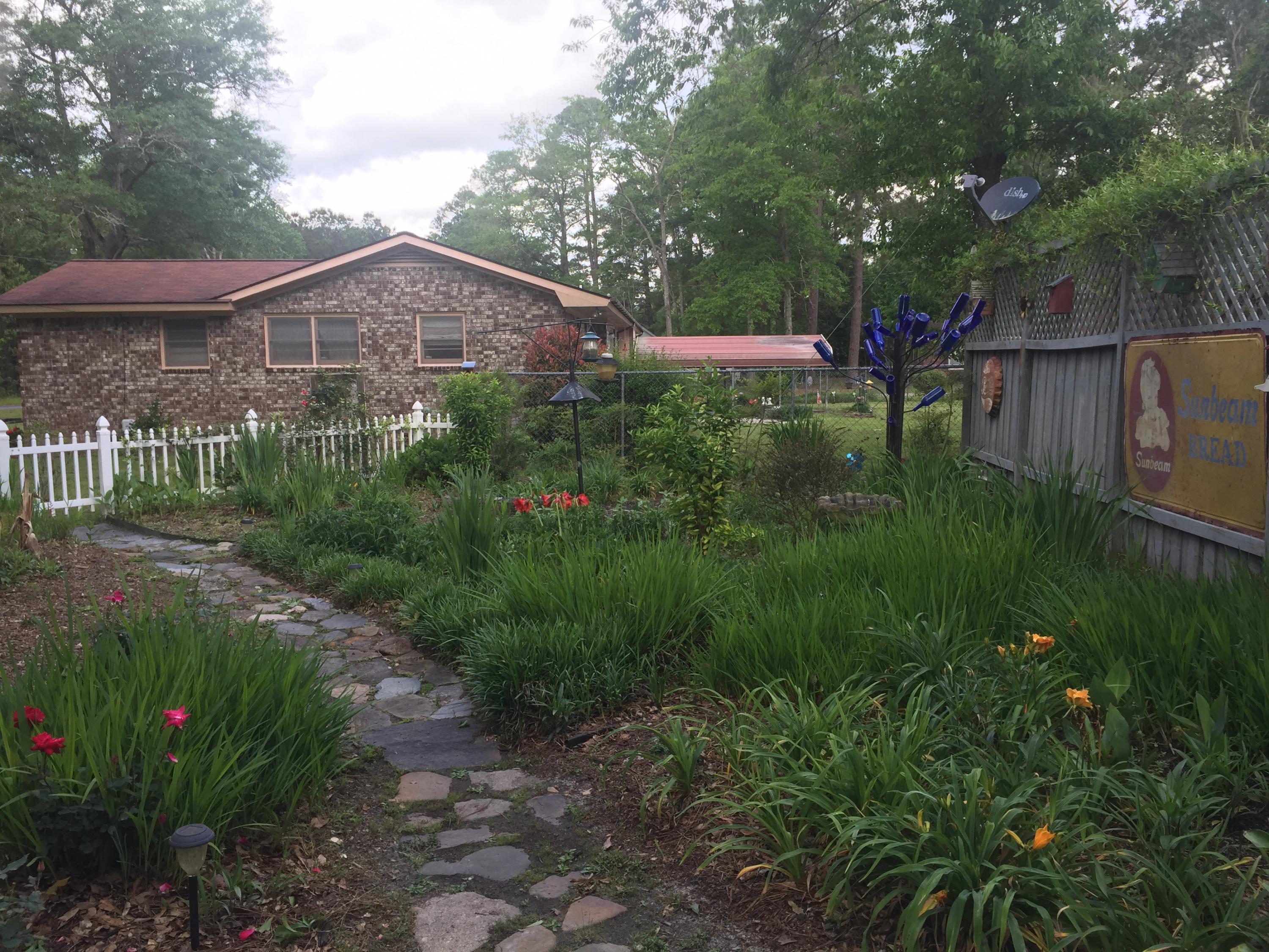 764 Dandridge Road Walterboro, SC 29488 - Photo 31 of 34 Garden in Bloom, 4-20-19