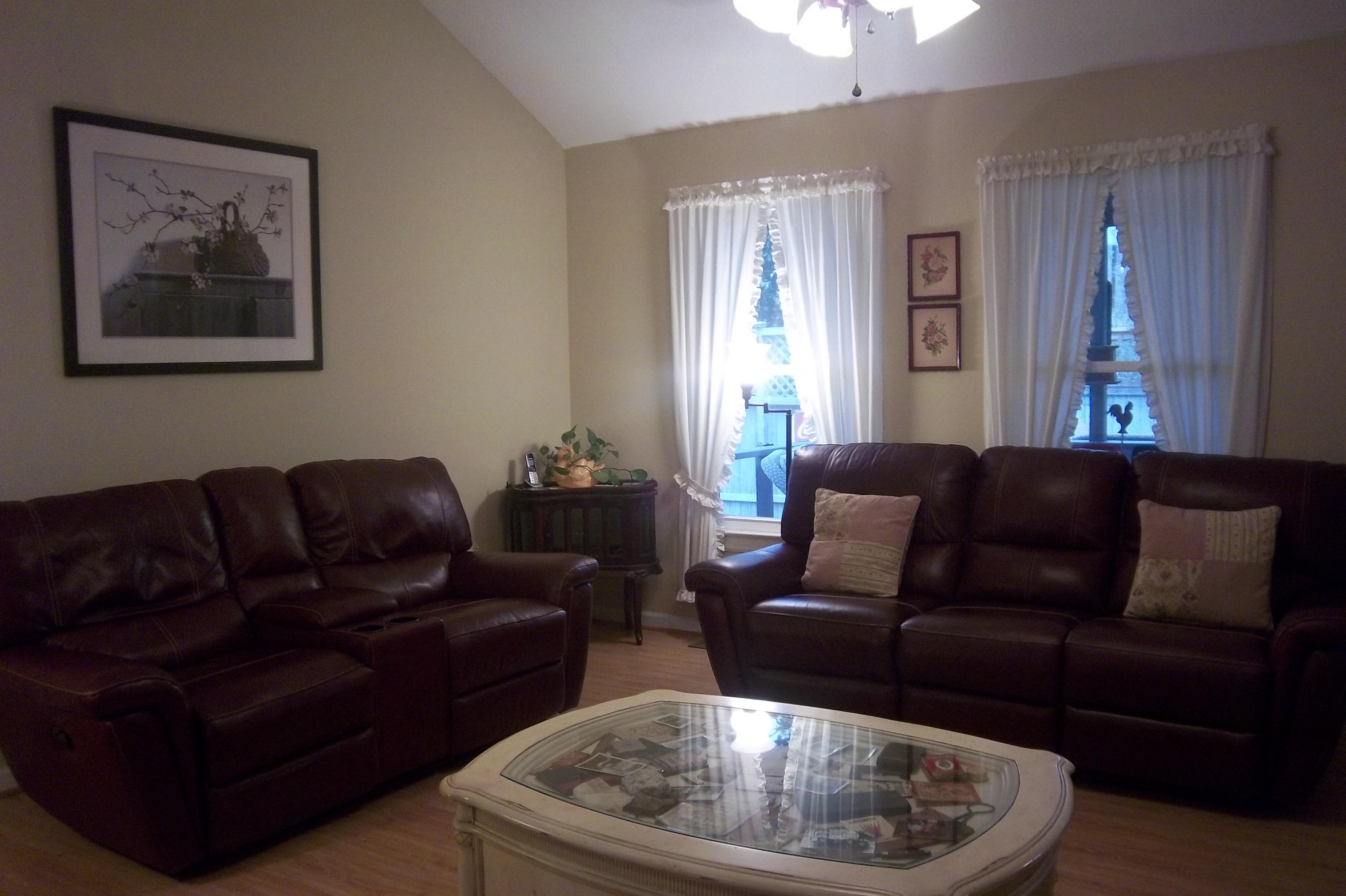 764 Dandridge Road Walterboro, SC 29488 - Photo 5 of 34 Living Room