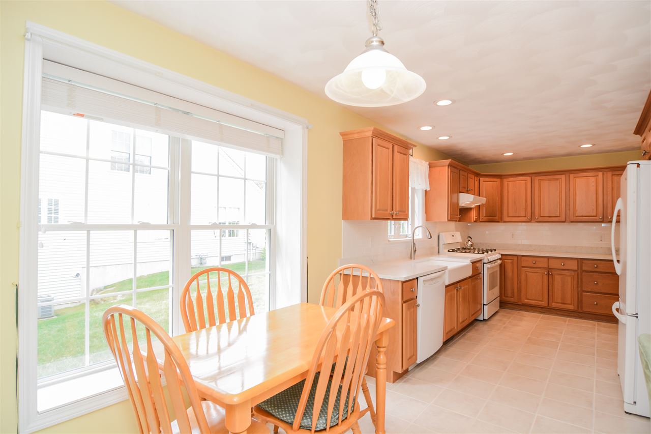 15 Hadleigh Road Windham, NH 03087 - Photo 12 of 38