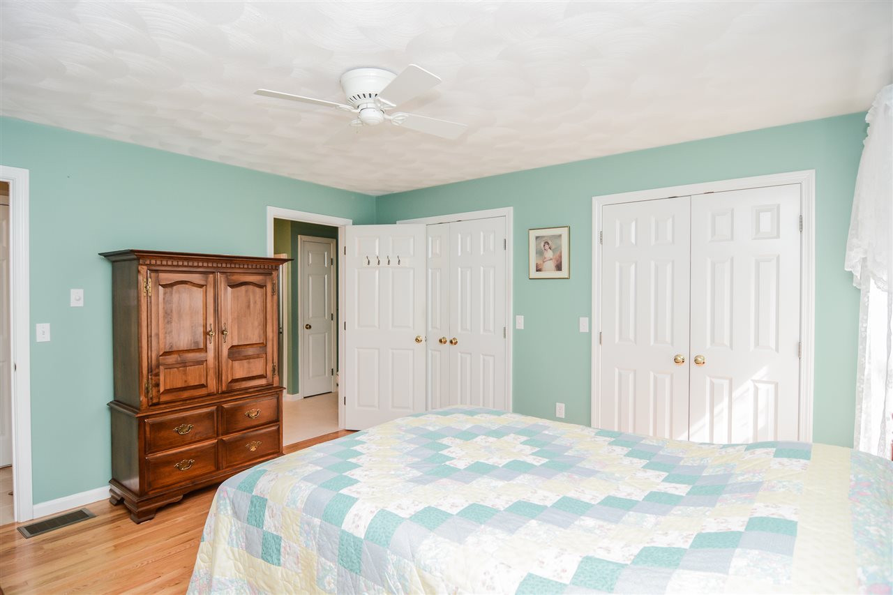 15 Hadleigh Road Windham, NH 03087 - Photo 17 of 38