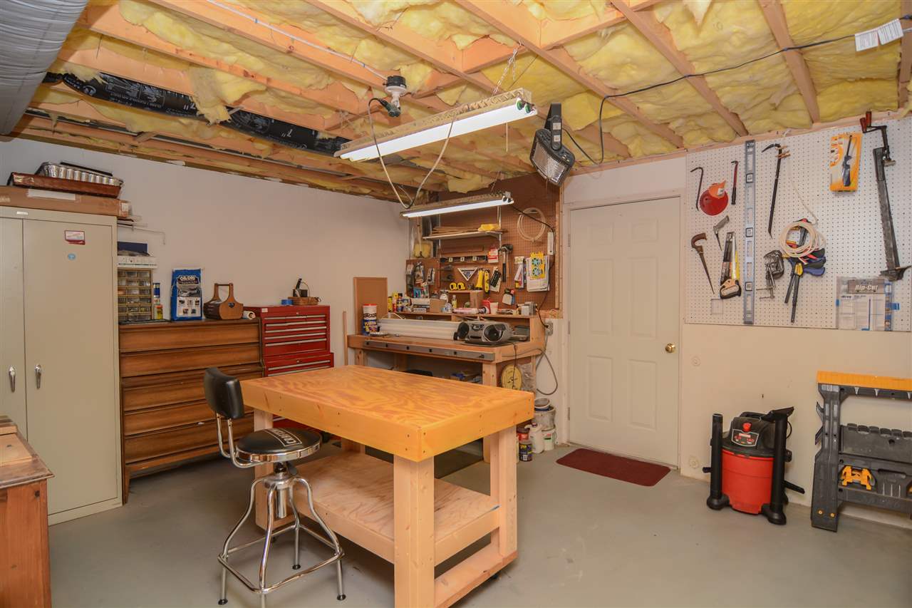 15 Hadleigh Road Windham, NH 03087 - Photo 32 of 38