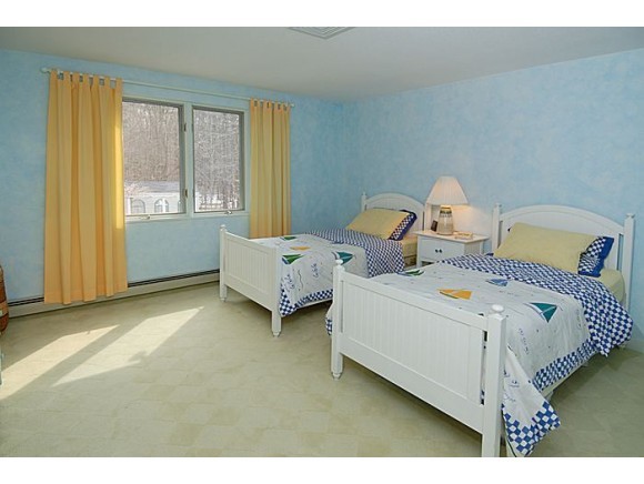 152 Candia Road Chester, NH 03036 - Photo 13 of 35