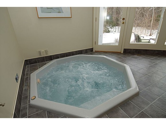 152 Candia Road Chester, NH 03036 - Photo 21 of 35