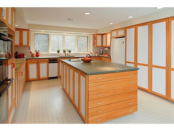 152 Candia Road Chester, NH 03036 - Photo 6 of 35