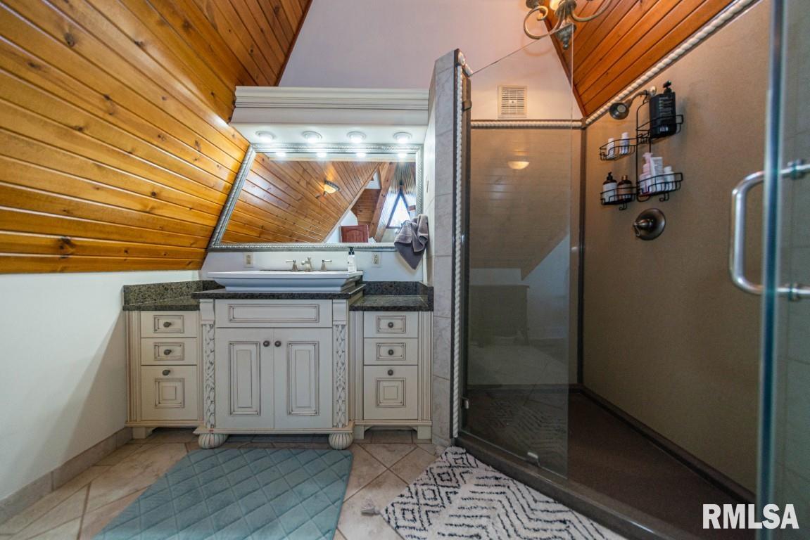11862 East Wills Road Mount Vernon, IL 62864 - Photo 40 of 56 Gallery Image 40