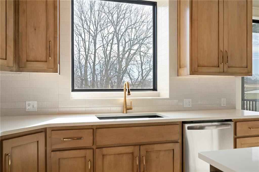 703 Hampstead Drive Raymore, MO 64083 - Photo 20 of 67