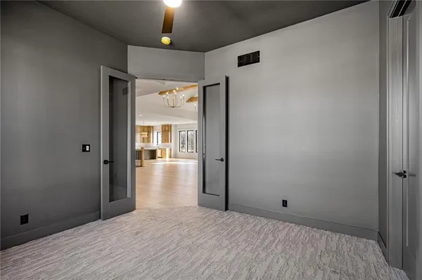 $998,900 | 703 Hampstead Drive, Raymore, MO 64083