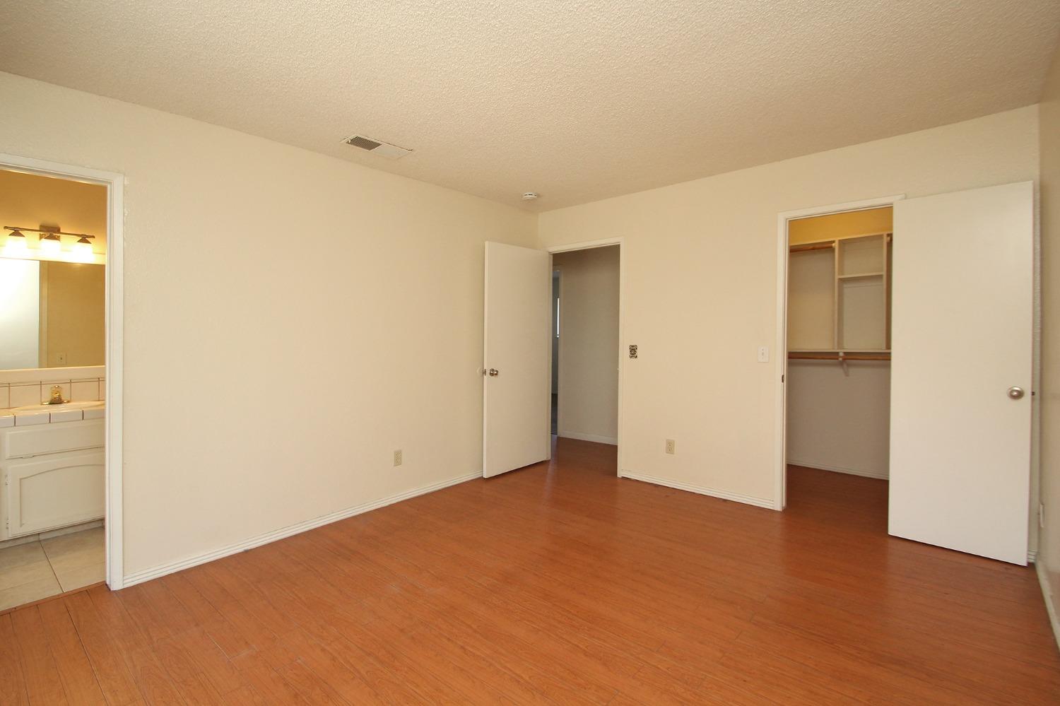 834 Fordham Avenue Clovis, CA 93611 - Photo 13 of 26