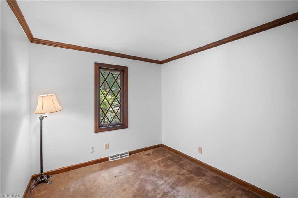 304 Cascade Drive High Point, NC 27265 - Photo 24 of 46