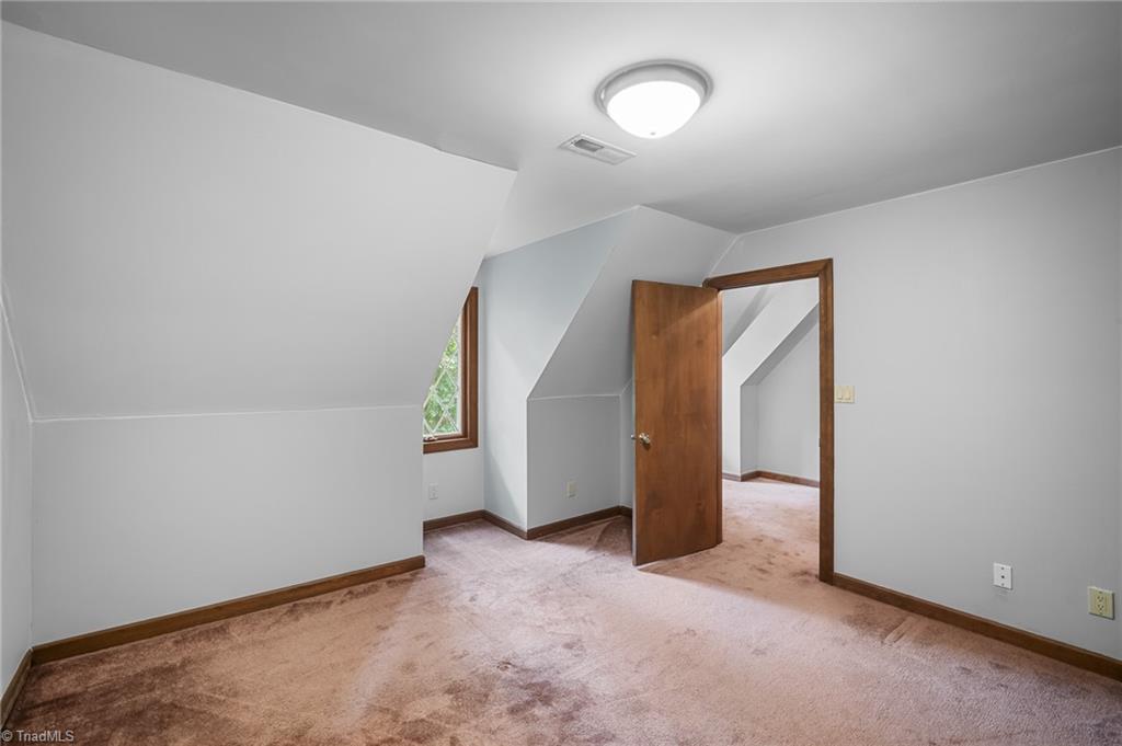 304 Cascade Drive High Point, NC 27265 - Photo 38 of 46