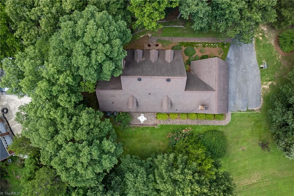 304 Cascade Drive High Point, NC 27265 - Photo 42 of 46