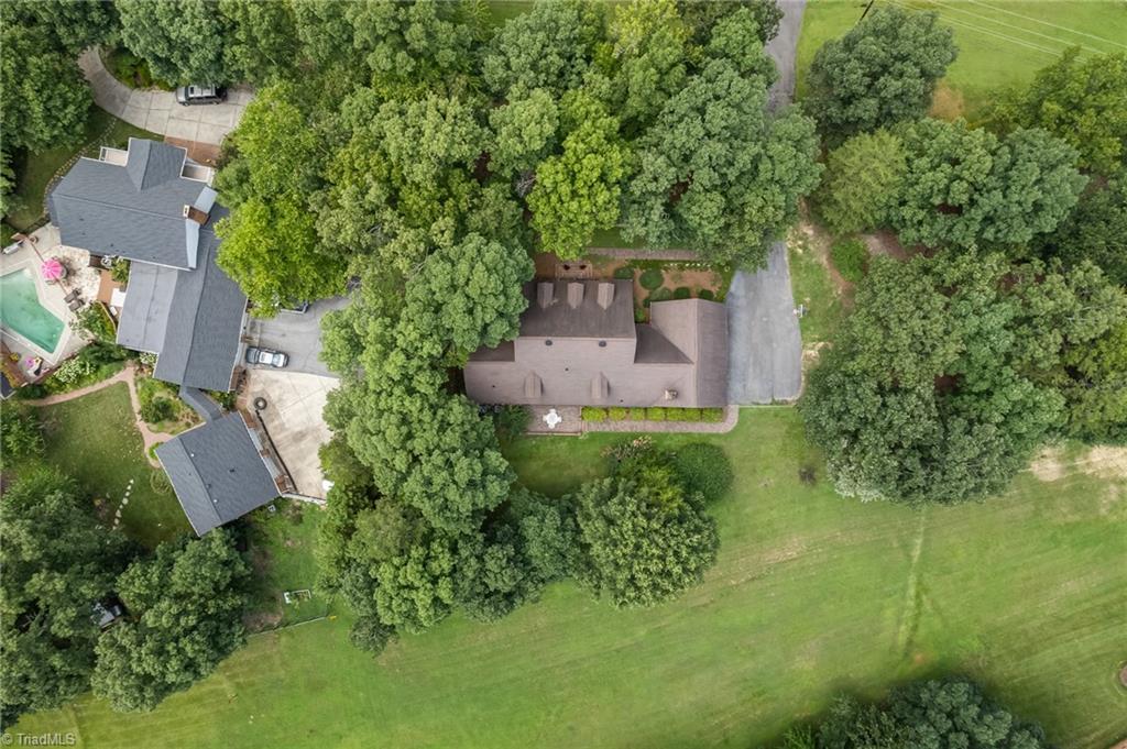 304 Cascade Drive High Point, NC 27265 - Photo 44 of 46