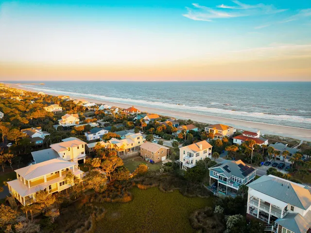 $1,400,000 | 912 West Ashley Avenue, Folly Beach, SC 29439
