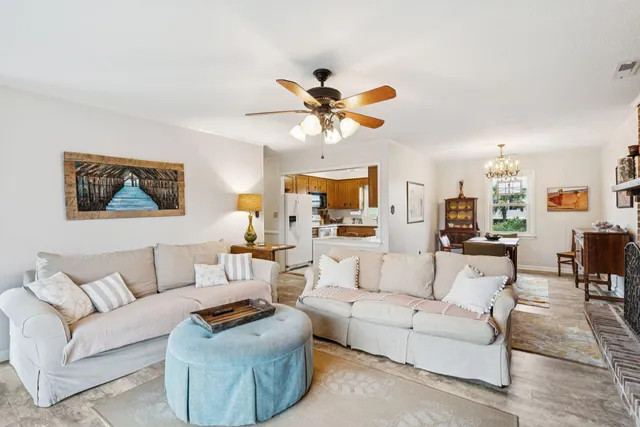 $1,400,000 | 912 West Ashley Avenue, Folly Beach, SC 29439