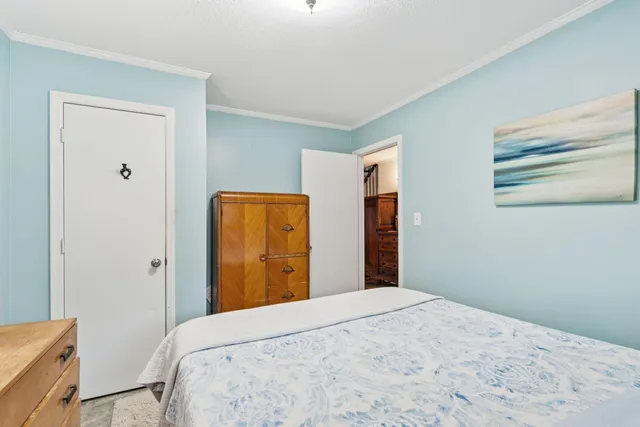 $1,400,000 | 912 West Ashley Avenue, Folly Beach, SC 29439