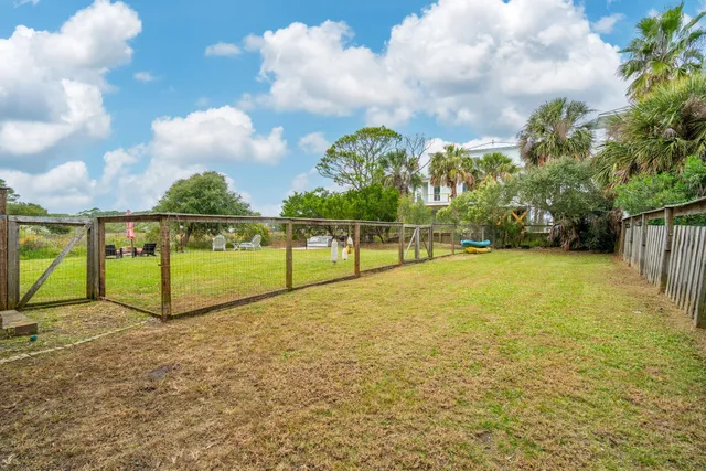 $1,400,000 | 912 West Ashley Avenue, Folly Beach, SC 29439