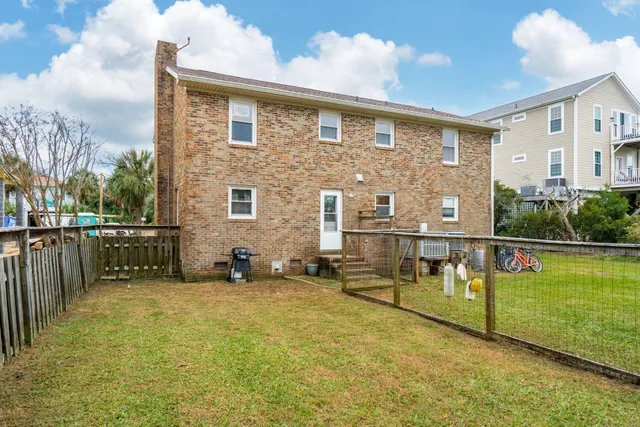 $1,400,000 | 912 West Ashley Avenue, Folly Beach, SC 29439