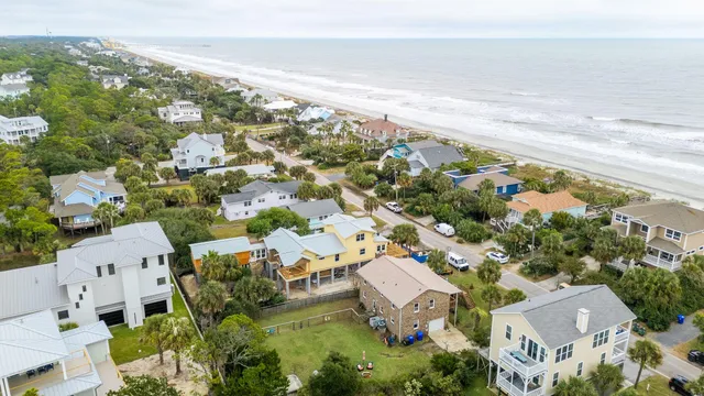 $1,400,000 | 912 West Ashley Avenue, Folly Beach, SC 29439