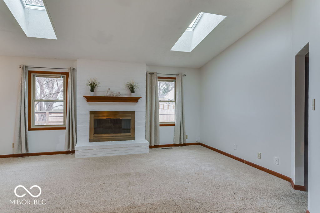11903 Corbin Drive Fishers, IN 46038 - Photo 8 of 26