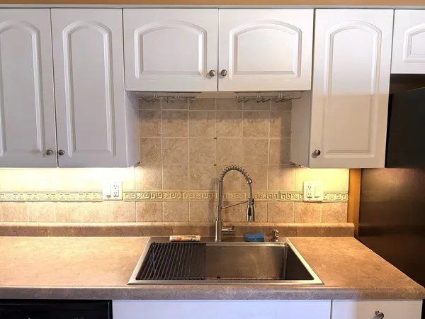 a close view of sink and tap