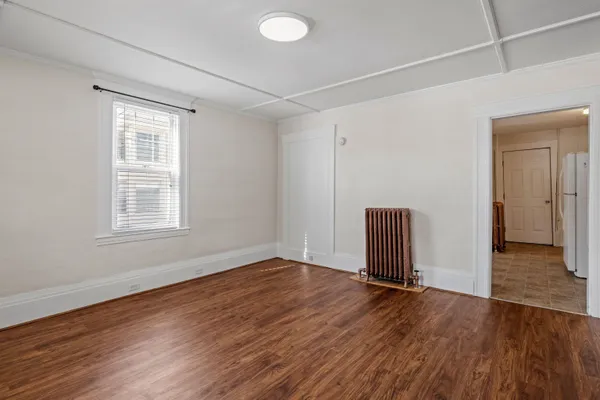 $2,300 | 36 Centre Street, Unit 1, Concord, NH 03301