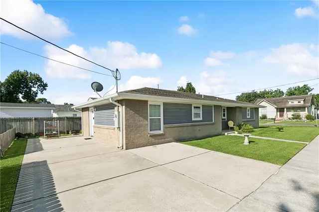 $209,000 | 312 West St Jean Baptist Street, Chalmette, LA 70043
