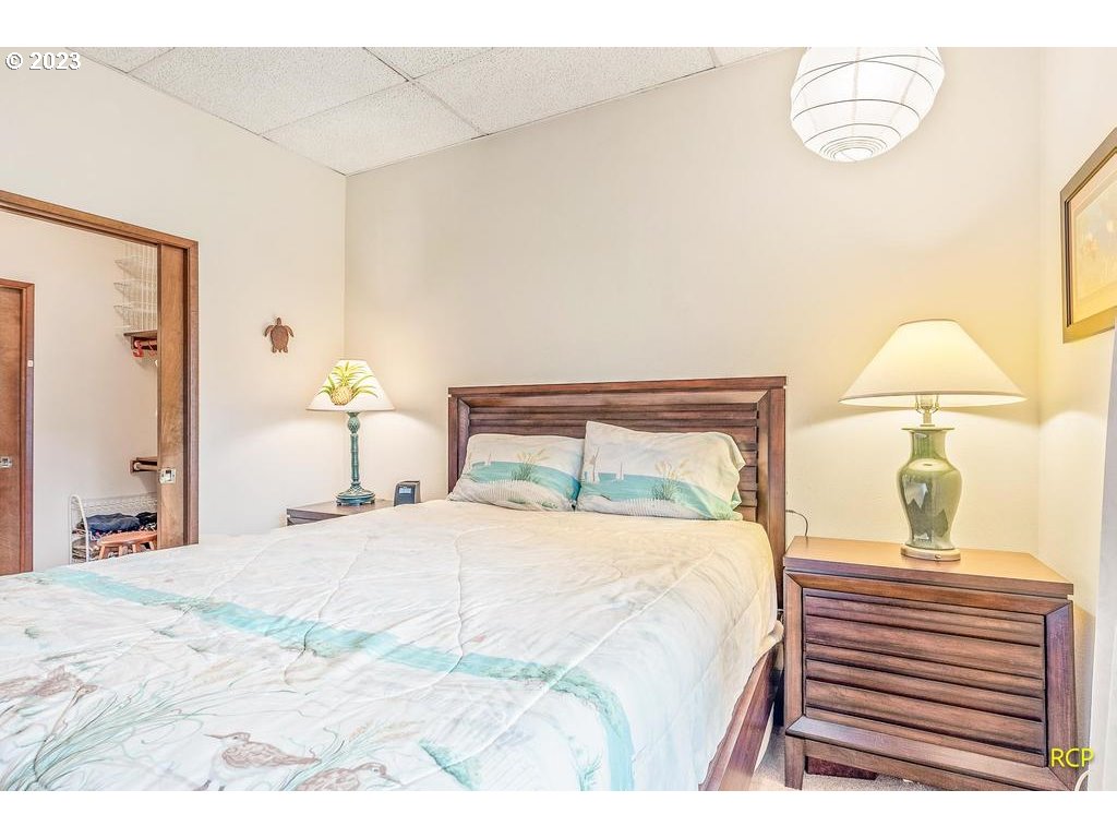 13775 Southwest Scholls Ferry Road, Unit 108 Beaverton, OR 97008 - Photo 13 of 31 Gallery Image 13