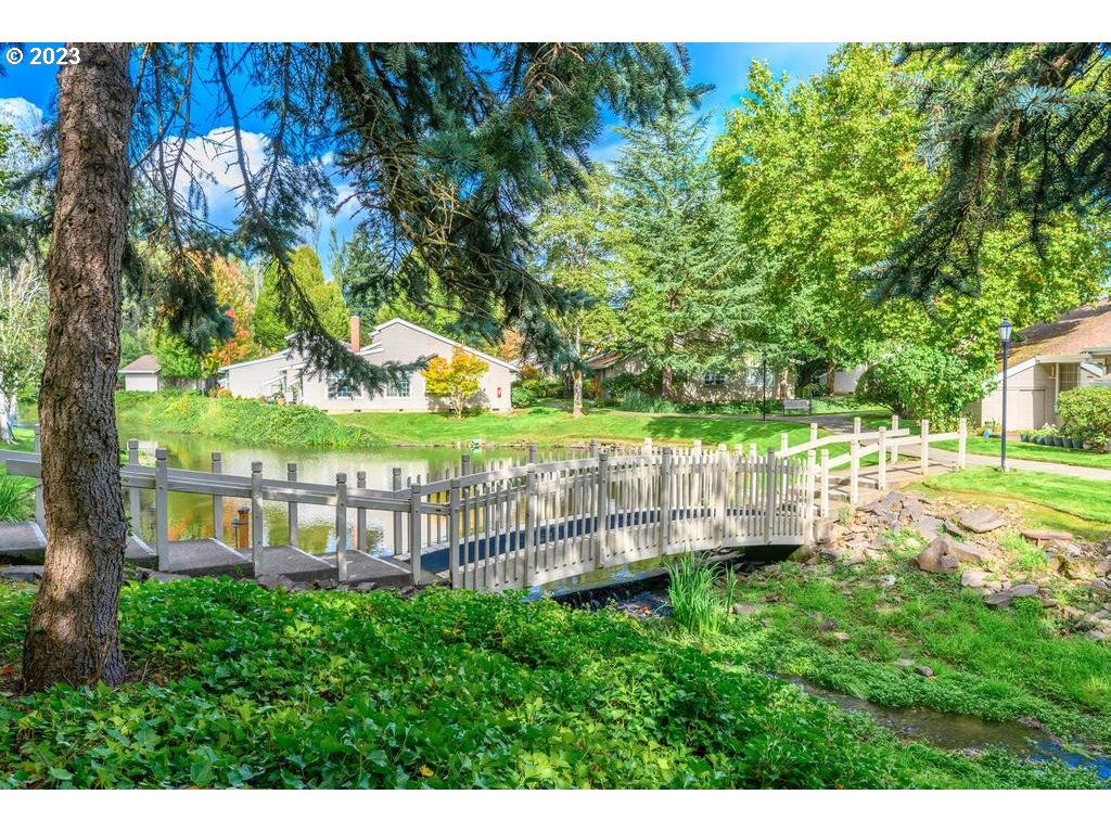 13775 Southwest Scholls Ferry Road, Unit 108 Beaverton, OR 97008 - Photo 26 of 31 Gallery Image 26