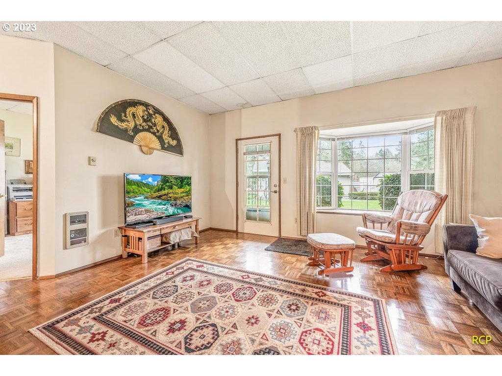 13775 Southwest Scholls Ferry Road, Unit 108 Beaverton, OR 97008 - Photo 3 of 31 Gallery Image 3