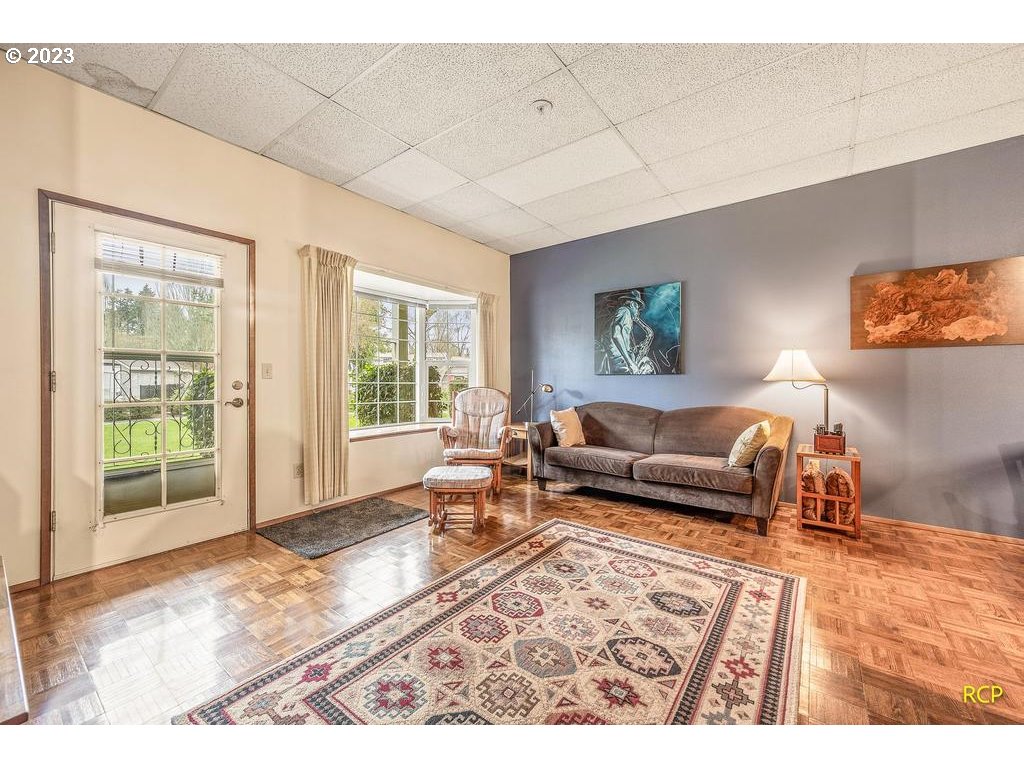 13775 Southwest Scholls Ferry Road, Unit 108 Beaverton, OR 97008 - Photo 4 of 31 Gallery Image 4