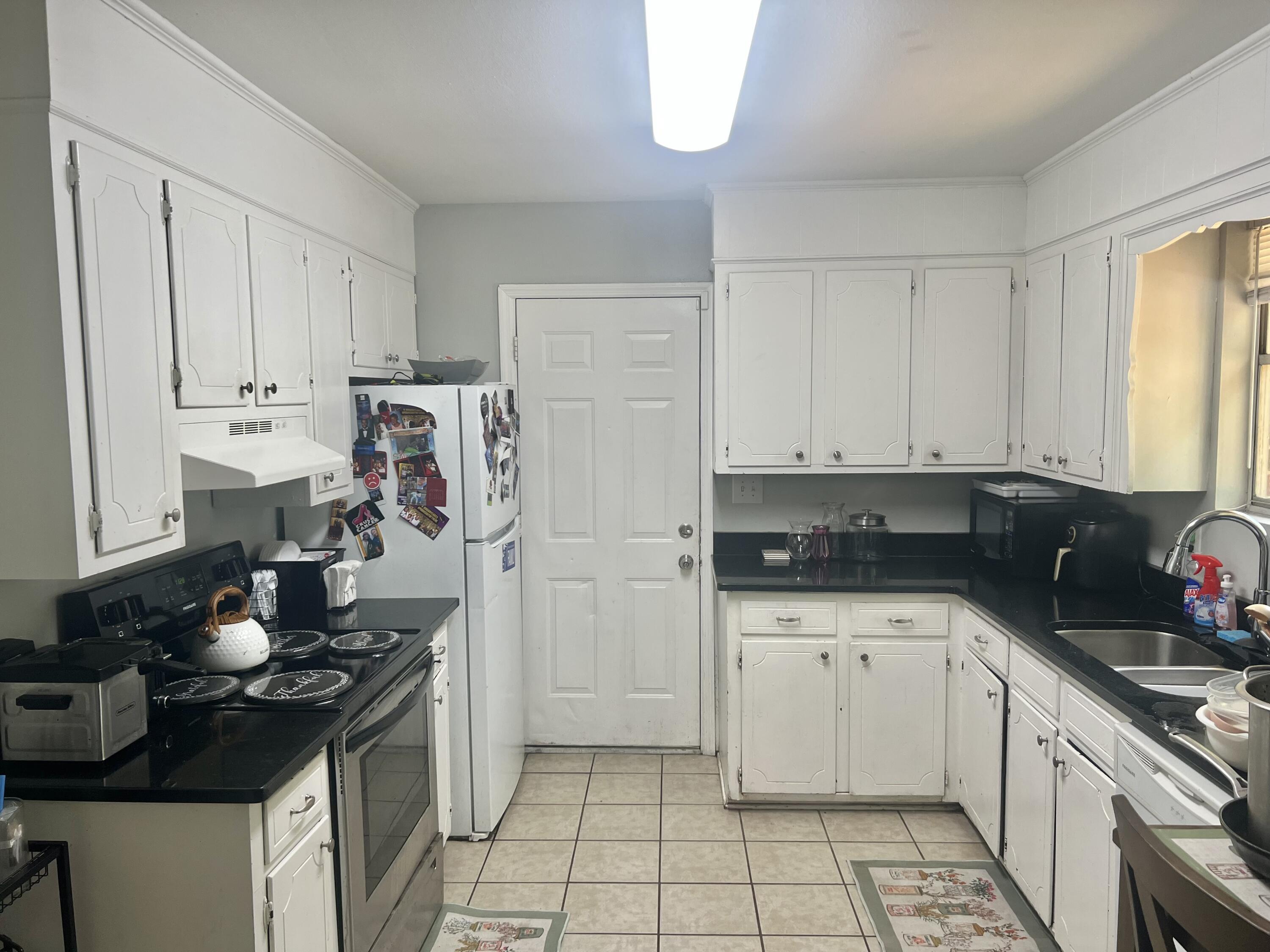 3407 Charing Cross Court Augusta, GA 30906 - Photo 4 of 15 IMG_5995