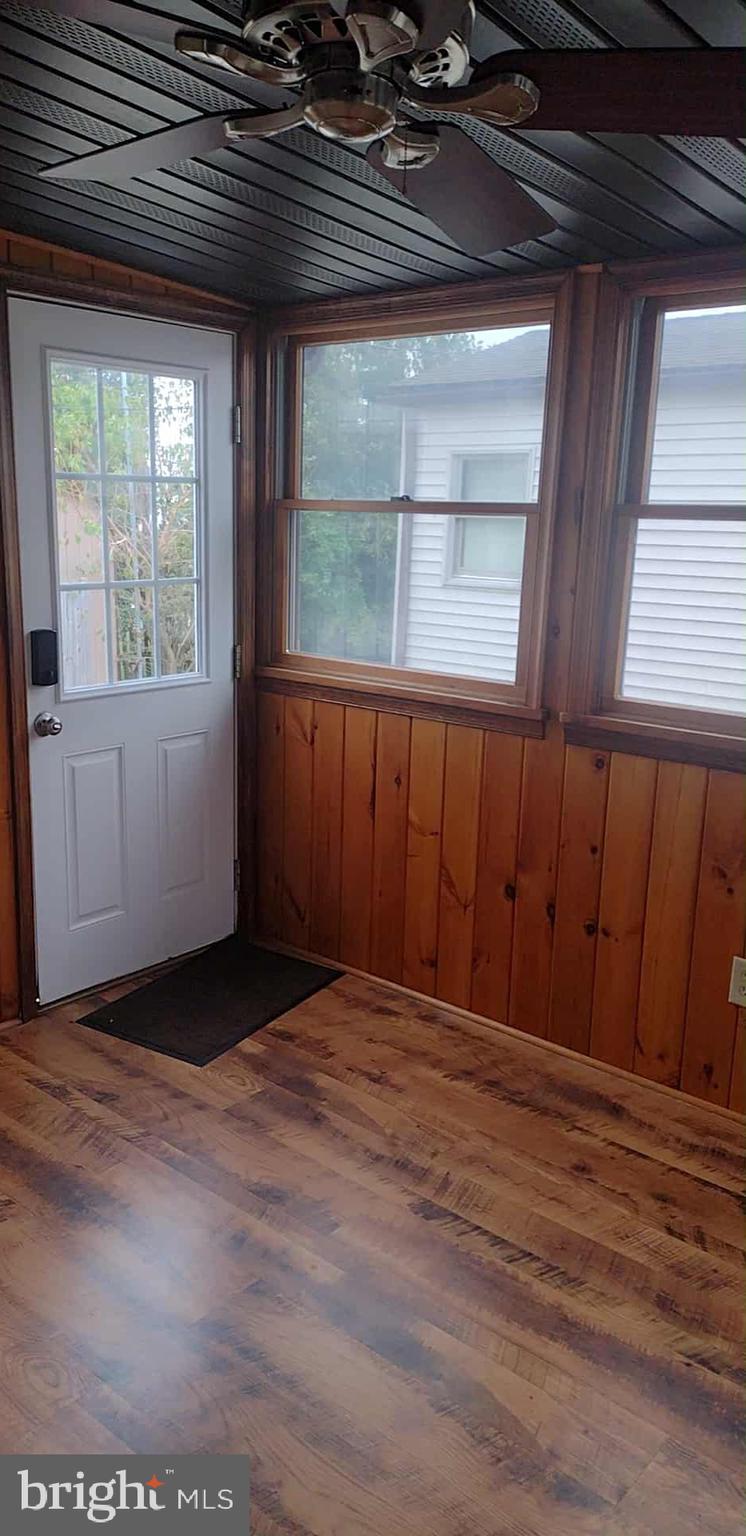 212 New Jersey Avenue Fortescue, NJ 08321 - Photo 8 of 17