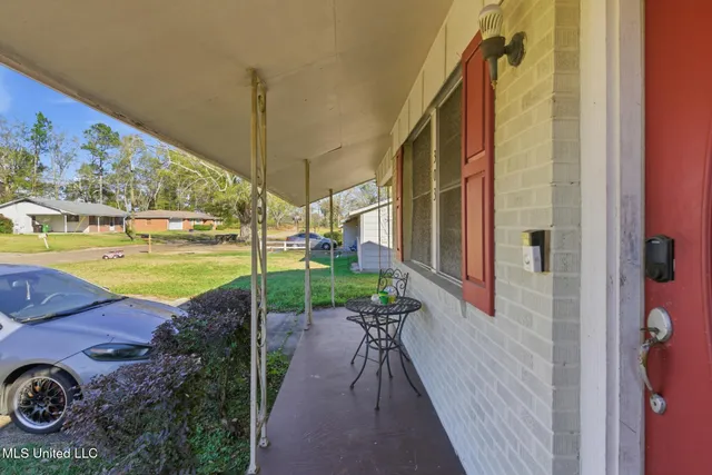 $79,000 | 303 Parkdale Drive, Hattiesburg, MS 39401