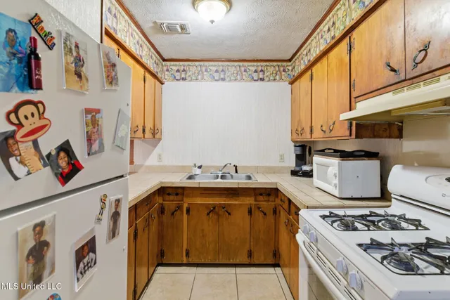 $79,000 | 303 Parkdale Drive, Hattiesburg, MS 39401