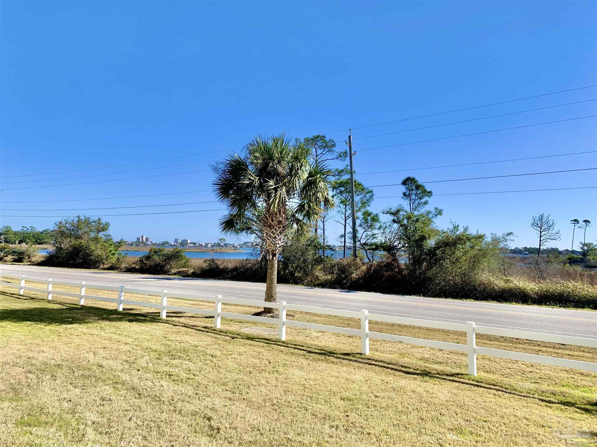 16010 Innerarity Point Road Pensacola, FL 32507 - Photo 41 of 50