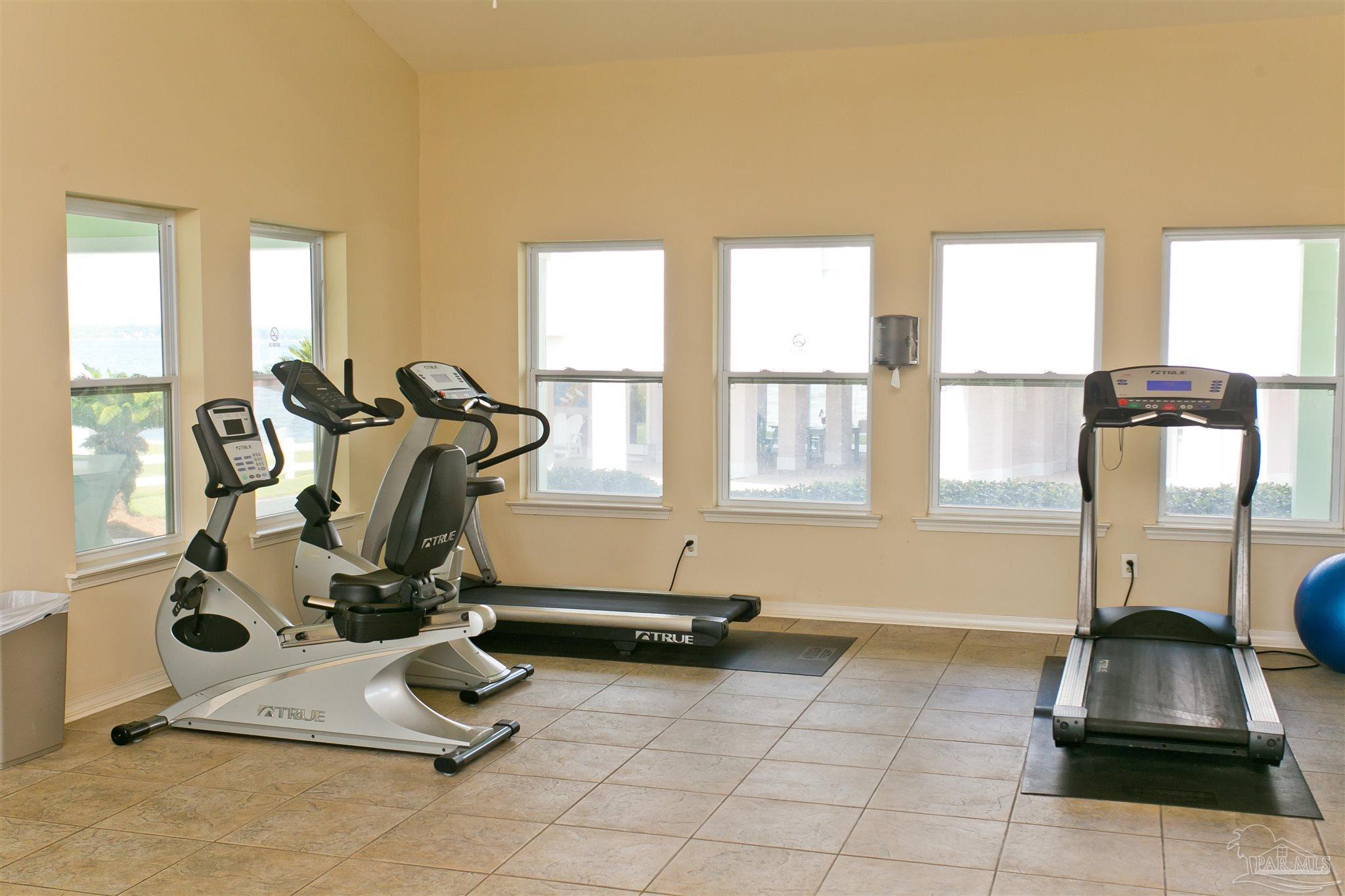 16010 Innerarity Point Road Pensacola, FL 32507 - Photo 46 of 50