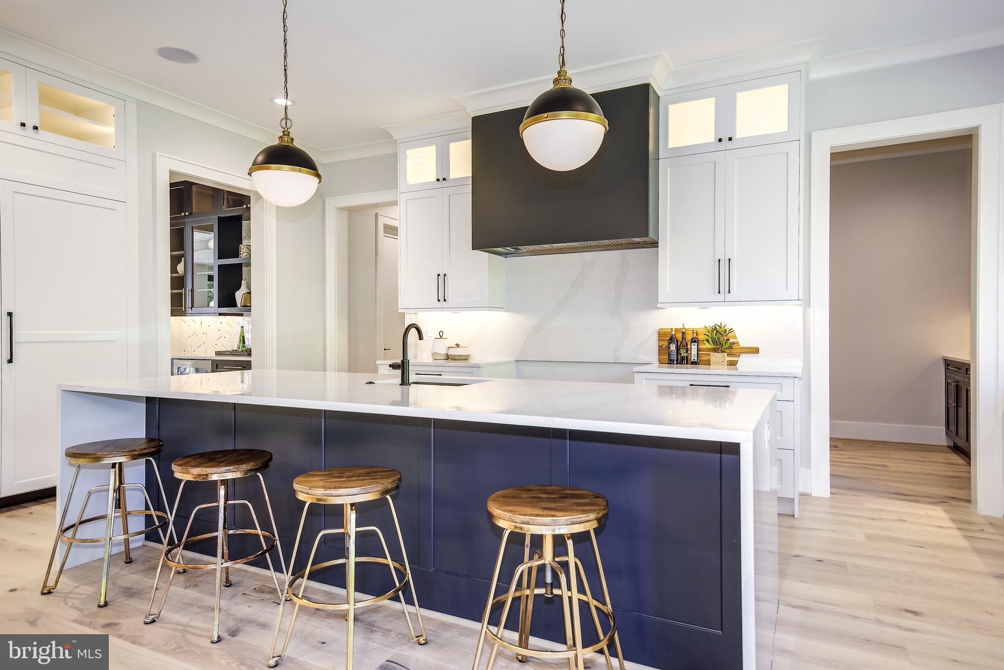 8020 Georgetown Pike McLean, VA 22102 - Photo 14 of 109